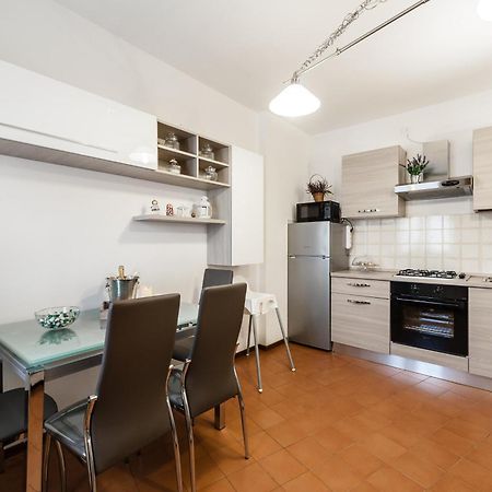 Apartamento Benvenuti A Casa Pisa Exterior foto