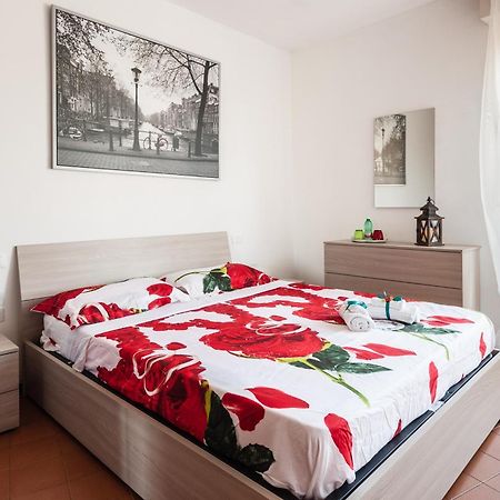 Apartamento Benvenuti A Casa Pisa Exterior foto