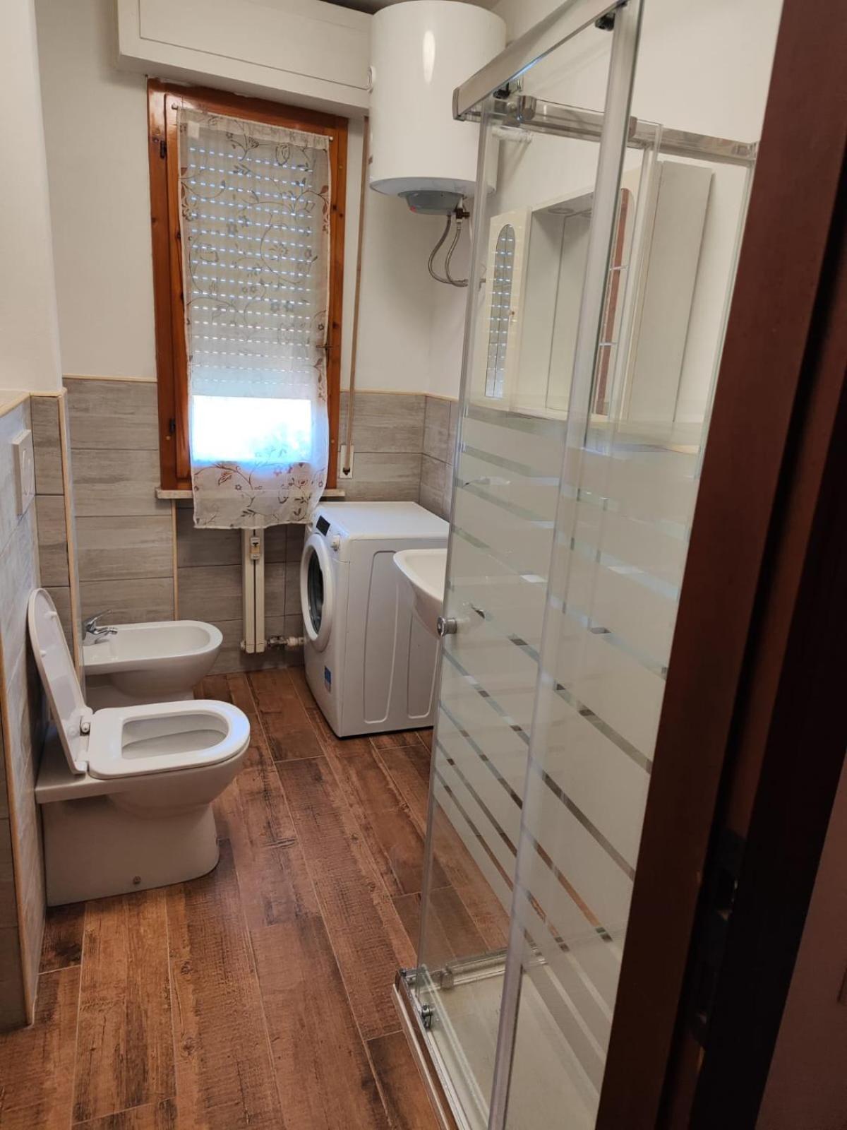 Apartamento Benvenuti A Casa Pisa Exterior foto